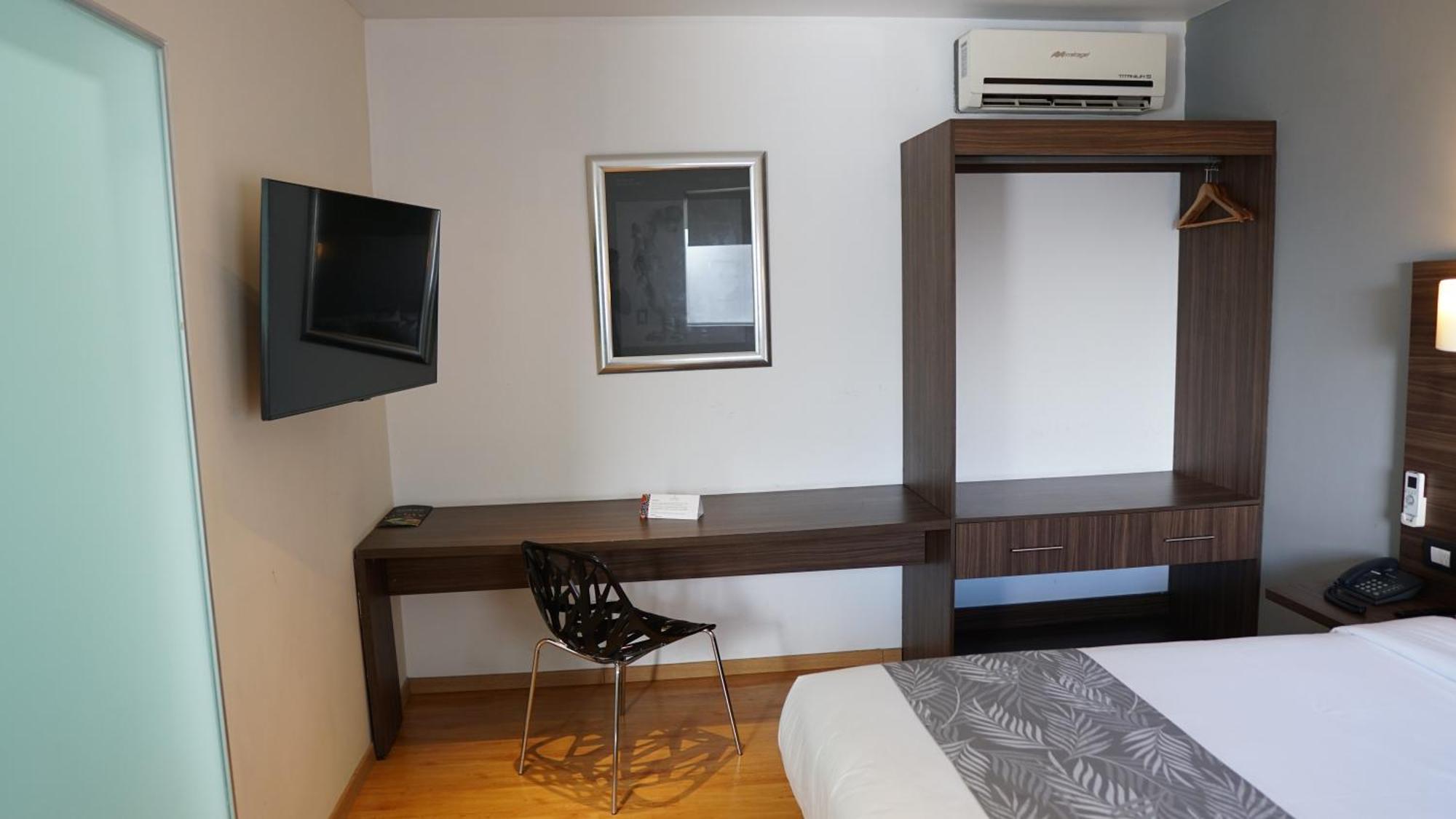 El Hotel Business Class - Zamora Centro Екстериор снимка