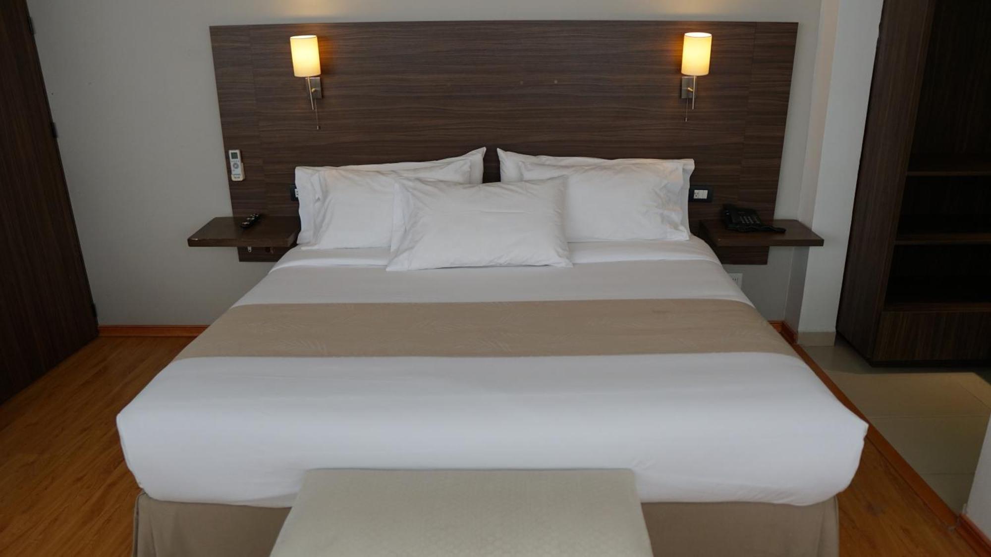 El Hotel Business Class - Zamora Centro Екстериор снимка